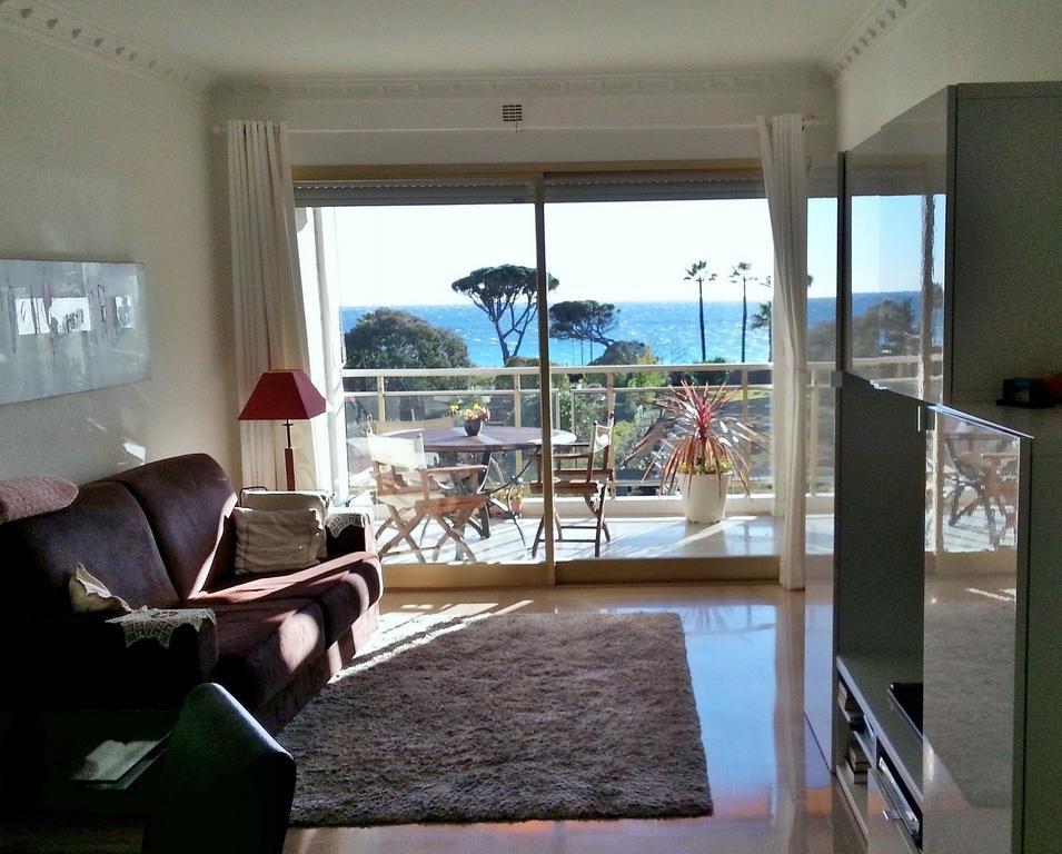 Sea Side Apartment Кан Екстериор снимка