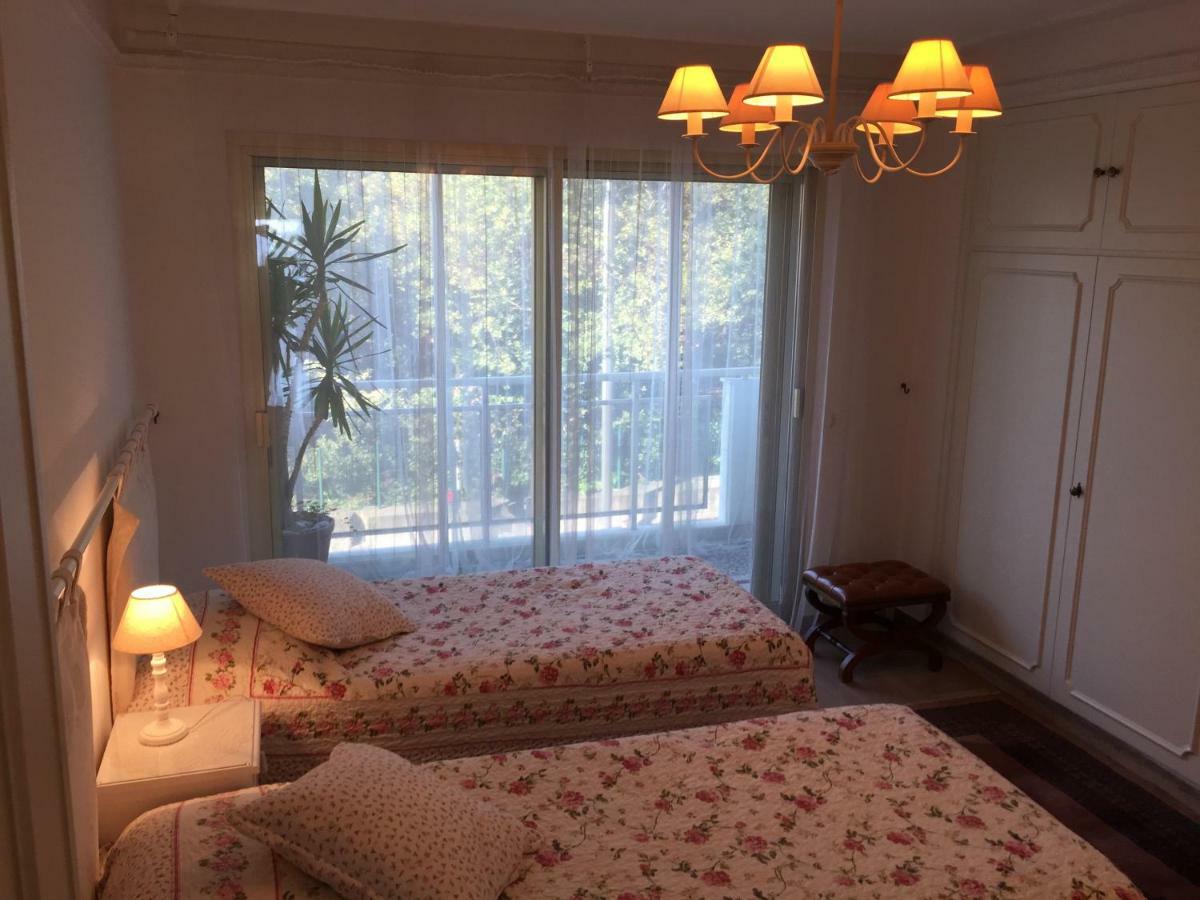 Sea Side Apartment Кан Екстериор снимка